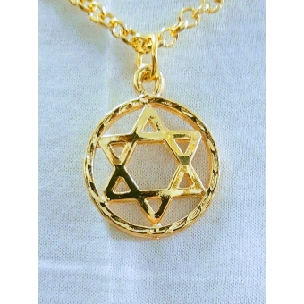 Pingente Estrela de Davi com Colar Alumínio dourado